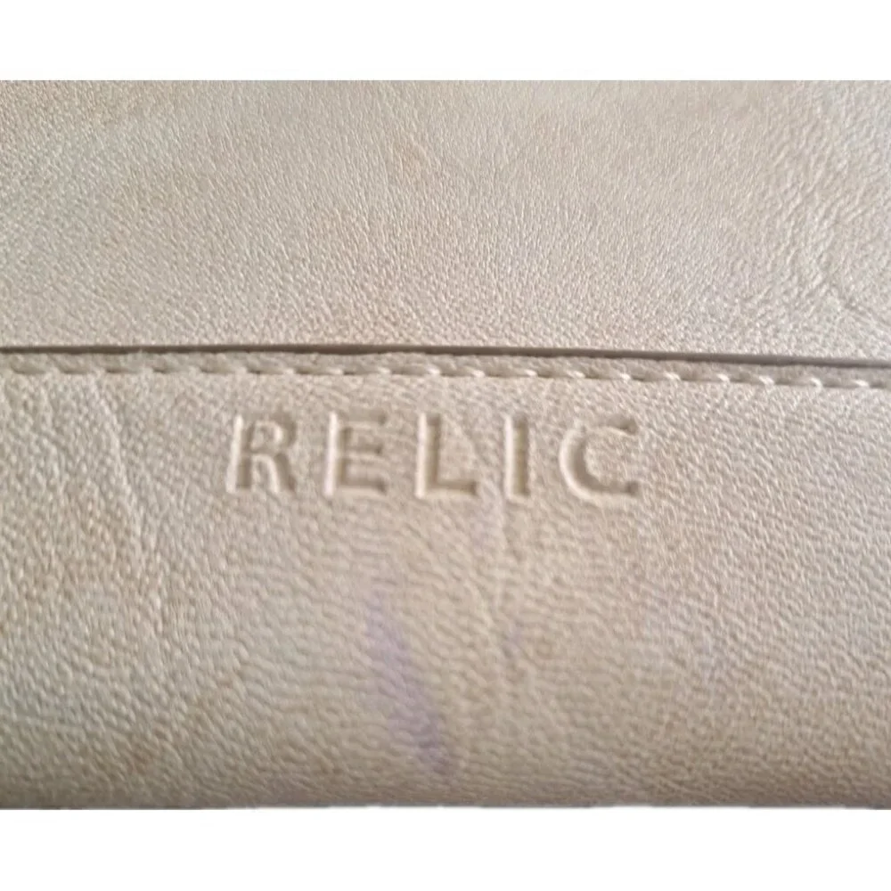 Relic Women's M Cream Clutch Wallet